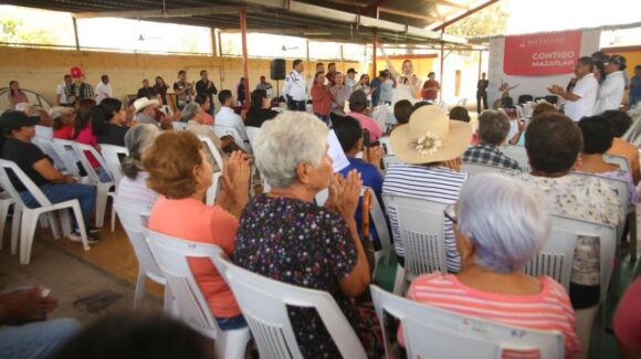 Atiende Gobierno de Mazatlán más de 130 solicitudes ciudadanas en jornada en El Walamo