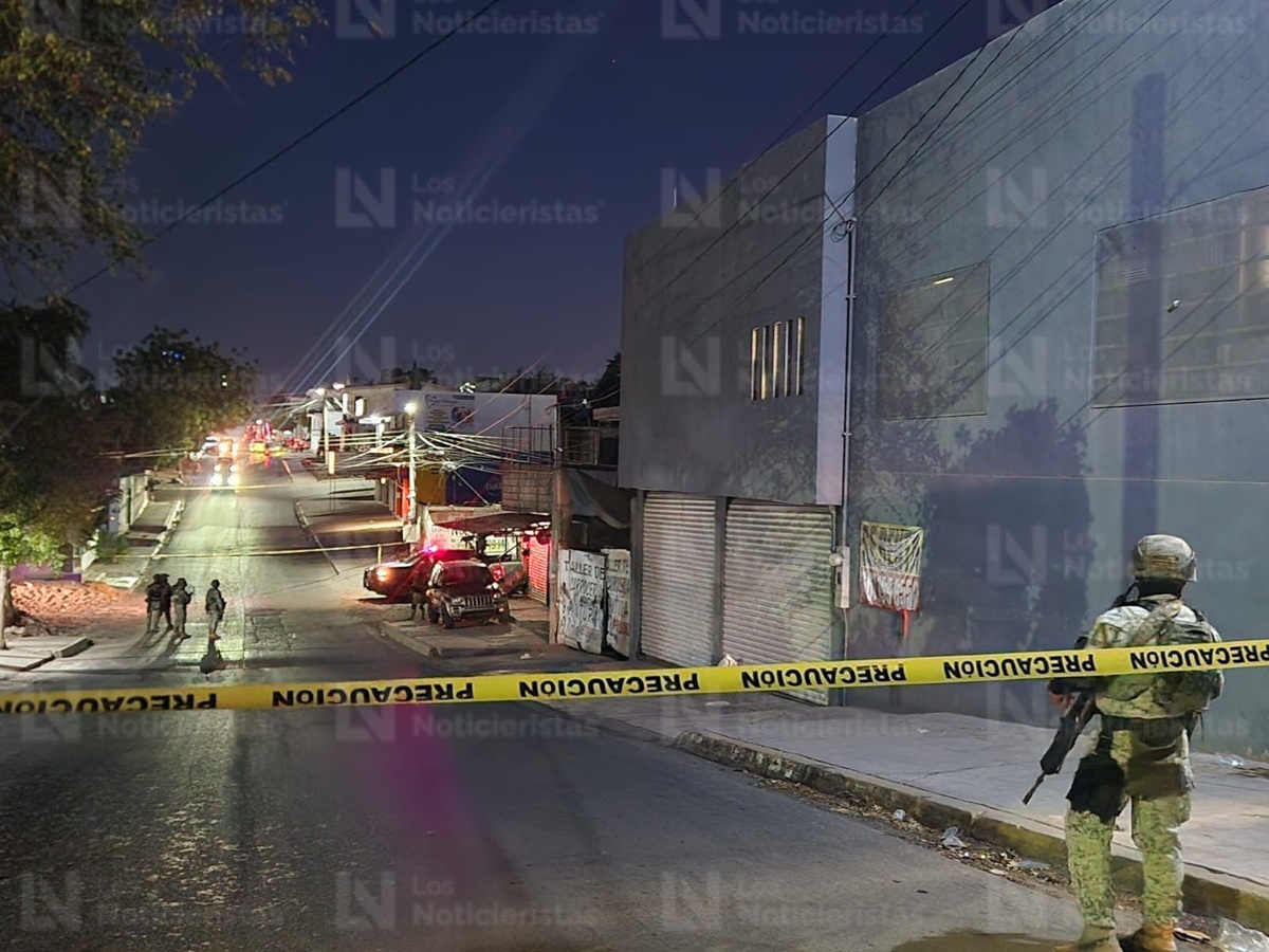 Autoridades en la colonia CNOP de Culiacán, donde balearon a una pareja