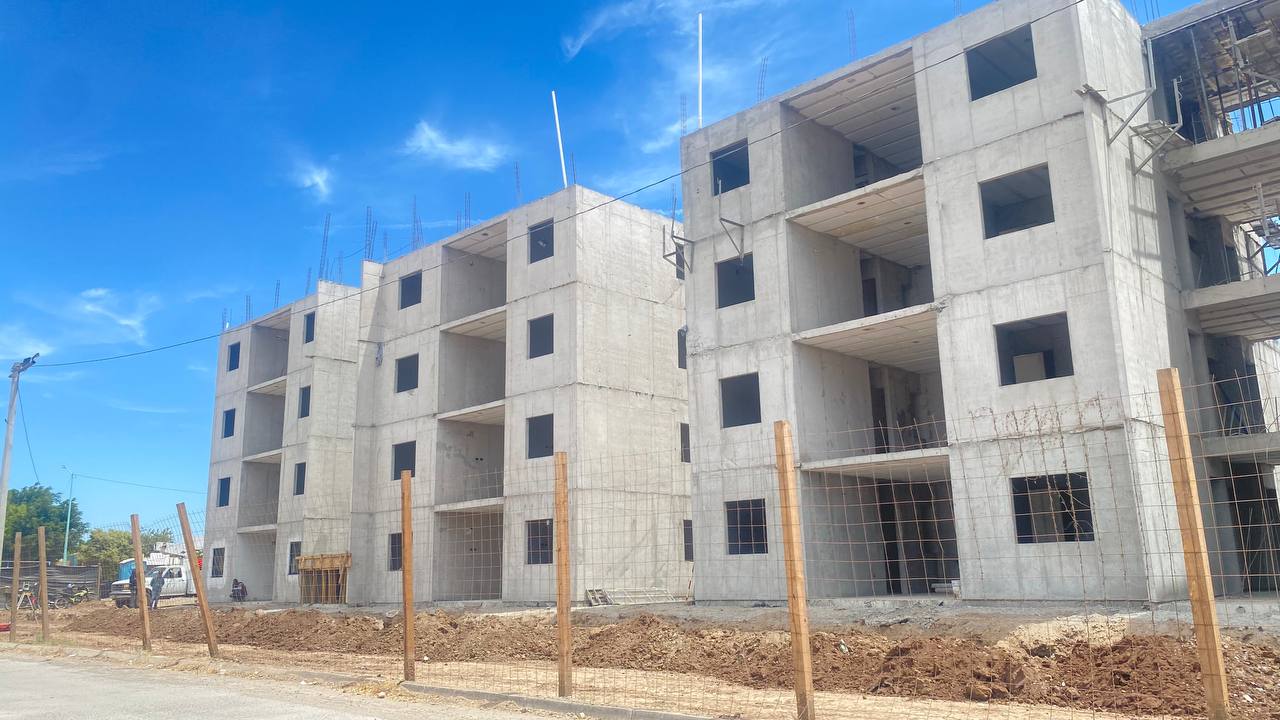 Avanza construcción de Viviendas del Bienestar en Guasave