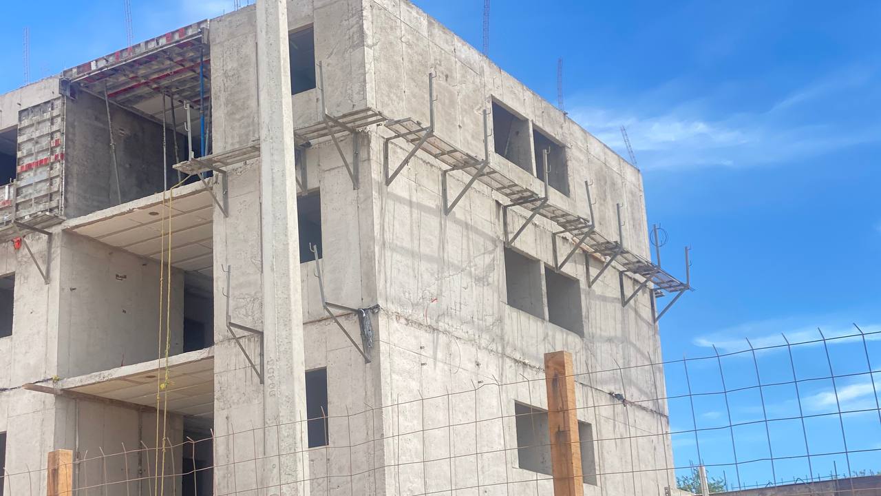 Avanza construcción de Viviendas del Bienestar en Guasave