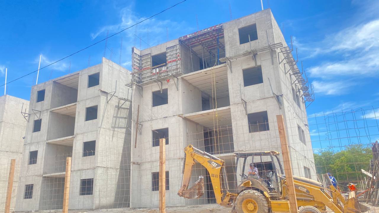 Avanza construcción de Viviendas del Bienestar en Guasave