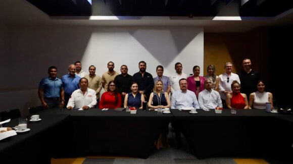 Ayuntamiento de Mazatlán y empresarios acuerdan fortalecer estrategias en seguridad y movilidad