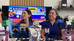 blanca de jesus solano hernandez presidenta de la casita azul actividades