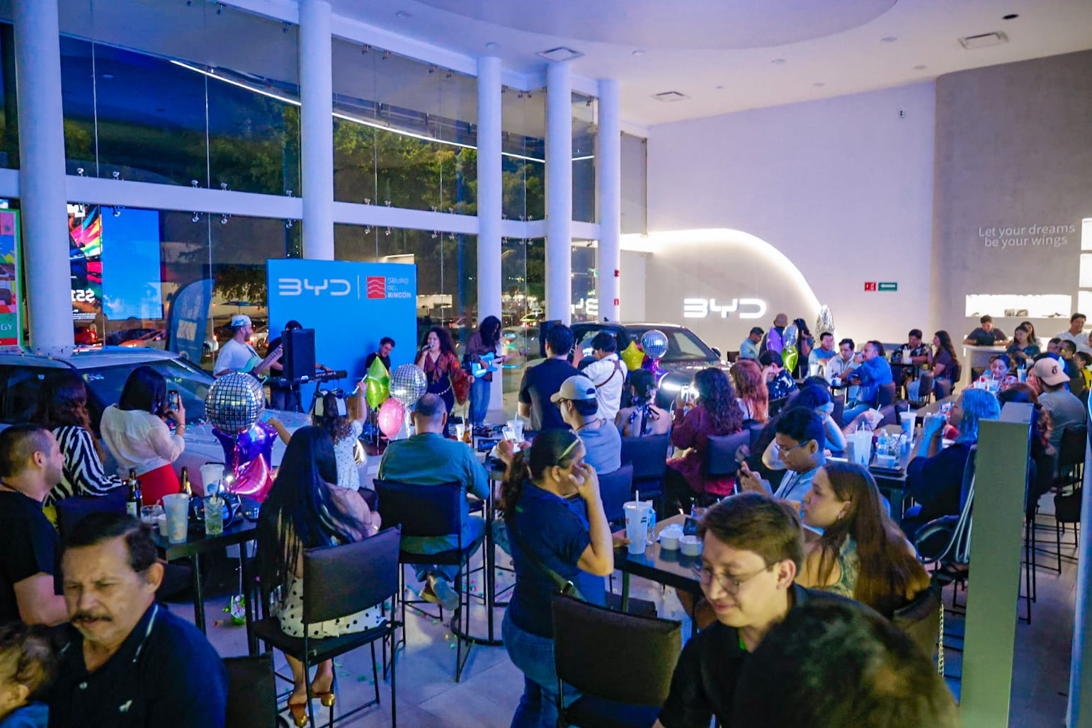 BYD Grupo del Rincón presenta la camioneta Yuan Pro DM-i en Culiacán