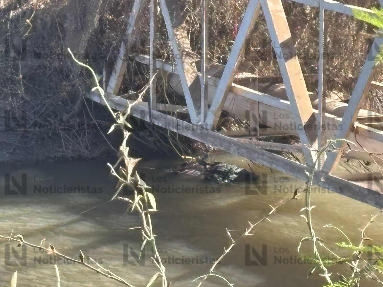 Localizan cadáver un canal en el ejido Los Huizaches, Culiacán
