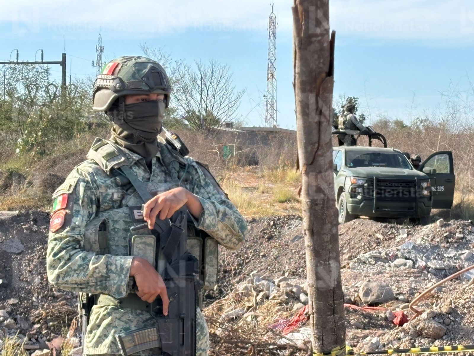 Hallazgo de un cadáver encobijado en en Los Mezcales al norte de Culiacán