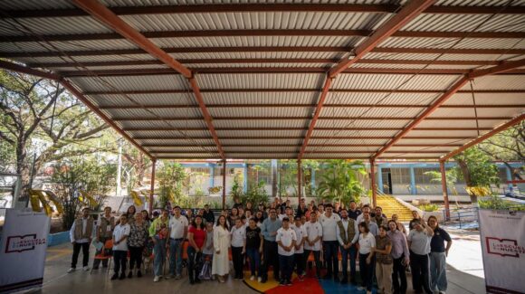 Apostamos a mejorar las instalaciones educativas: Gámez Mendívil durante entrega de “La Escuela es Nuestra” al CAM 24