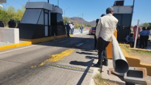 campesinos liberan caseta de san miguel zapotitlan productores