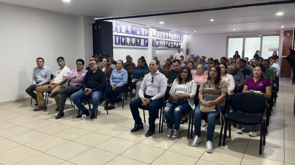 Hasta un 30% de las pensiones son tramitadas de forma incorrecta; Canaco Guamúchil ofrece capacitación