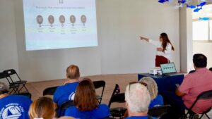 capacita gobierno de mazatlan sinaloa a voluntarios de blue shirt curso