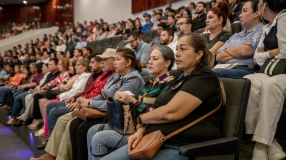 “El Código de Ética no es discurso, es compromiso de este gobierno”: capacitan a servidores públicos en Guasave, Sinaloa