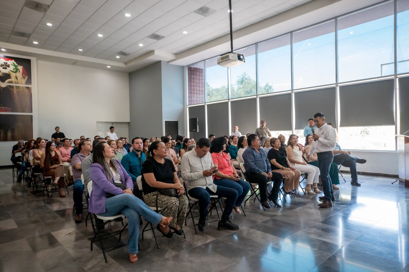 Brindan capacitación a jóvenes, emprendedores y empresarios de Guasave