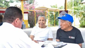 caravana del bienestar llega a alamos country adultos