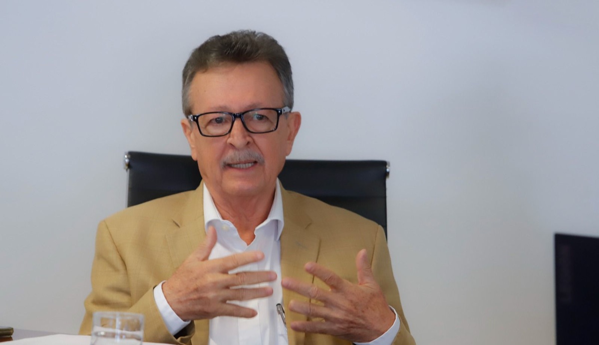 Carlos Karam Quiñónes, director general de CONFÍE Sinaloa