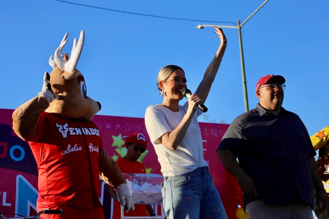 Celebran a los niños de Mazatlán en la colonia Francisco Villa
