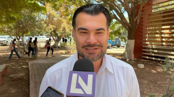 César Guerrero no descarta contender por la alcaldía de Ahome en el 2027; esperará los tiempos