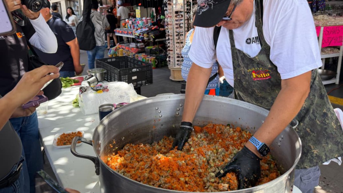cevichada en el mercado pino suarez de mazatlan sinaloa batido