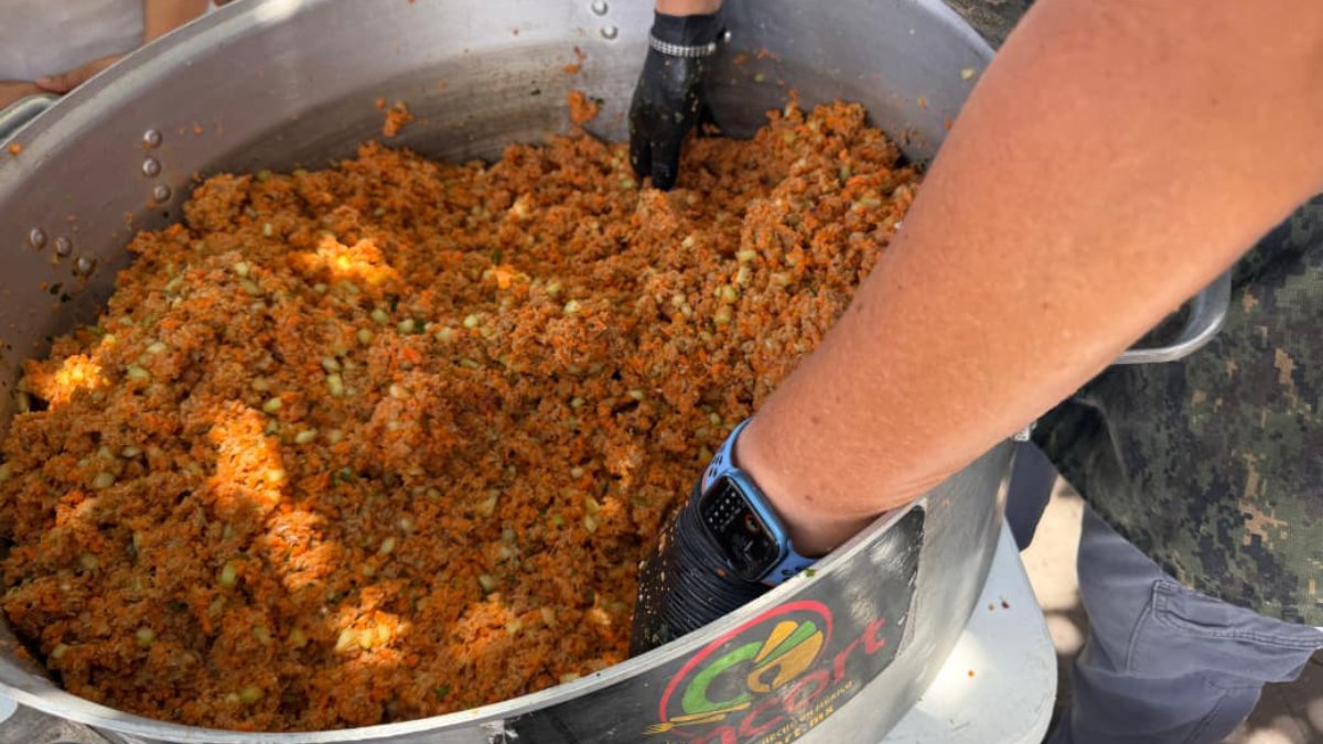 cevichada en el mercado pino suarez de mazatlan sinaloa de sierra