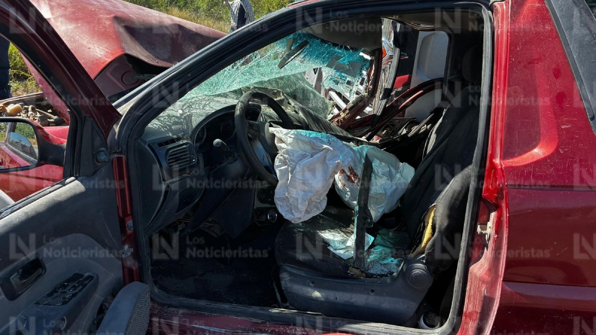 choque con volcadura en bachomobampo dos en ahome camioneta
