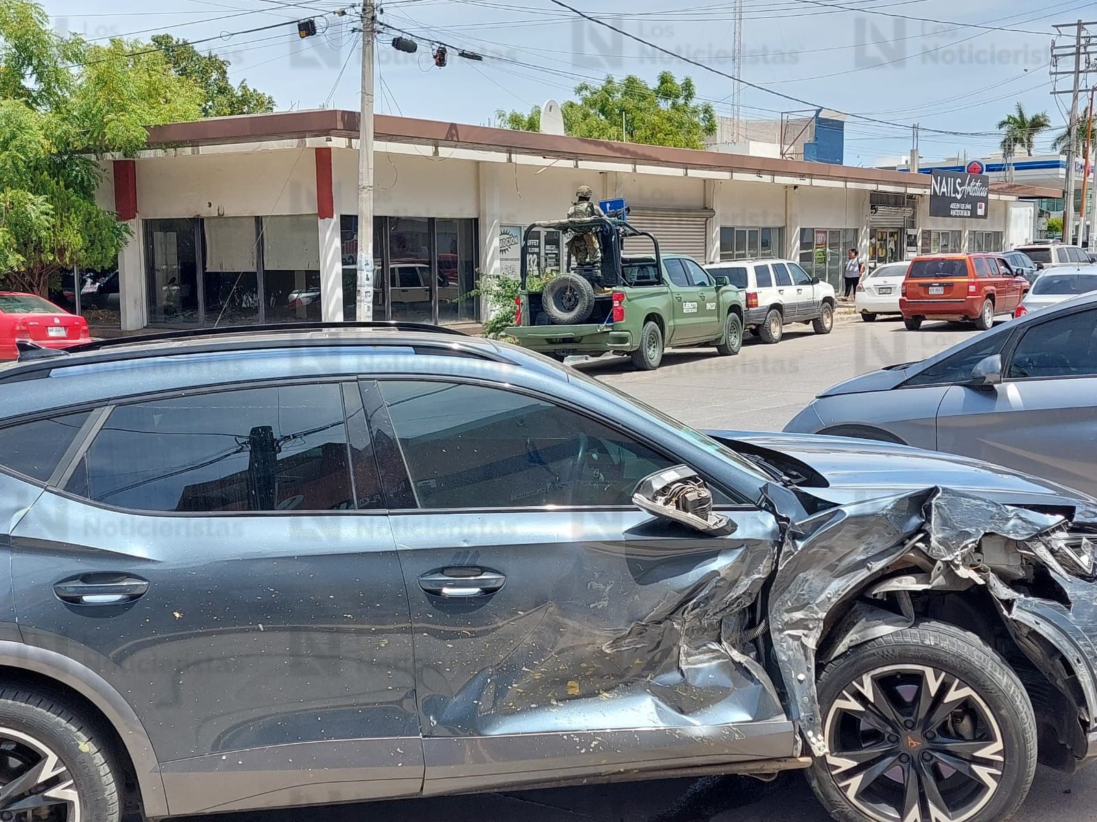 Persecución militar en Guamúchil termina en choque