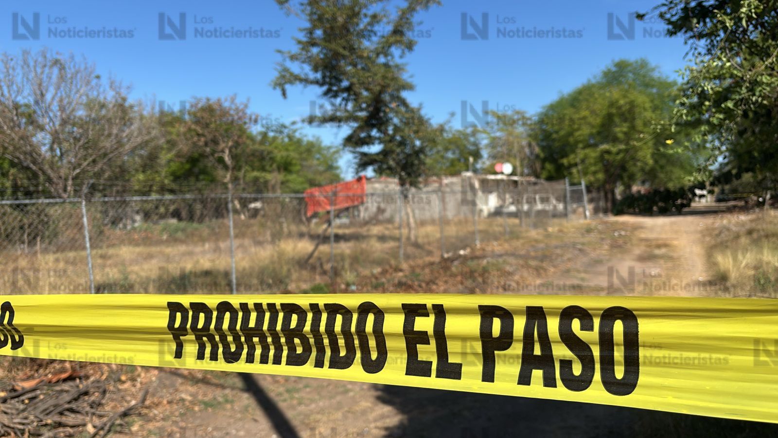Escena resguardada por militares en la Limita de Itaje en Culiacán