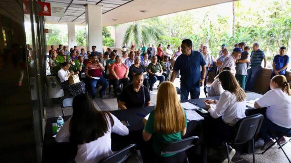 ¡Aún puedes acudir! Ciudadanía aprovecha jornada de apoyos de Beneficencia Pública en Culiacán, Sinaloa 