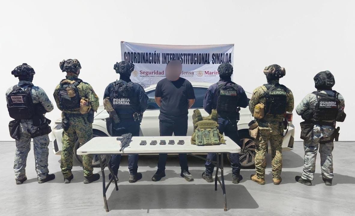 Civil armado detenido en Culiacán, Sin.