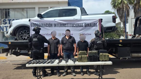 Arrojaron ponchallantas para evadirlos; detienen a tres hombres armados tras persecución en Culiacán, Sinaloa