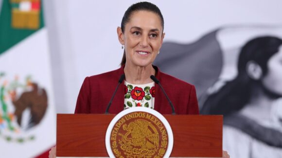 Connacionales mexicanos que residen en el extranjero, podrán acceder al sistema universal de Salud: Sheinbaum