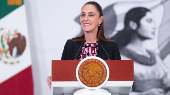 ‘De ninguna manera estaba regañando’, Sheinbaum defiende el diálogo directo con manifestantes en Puebla