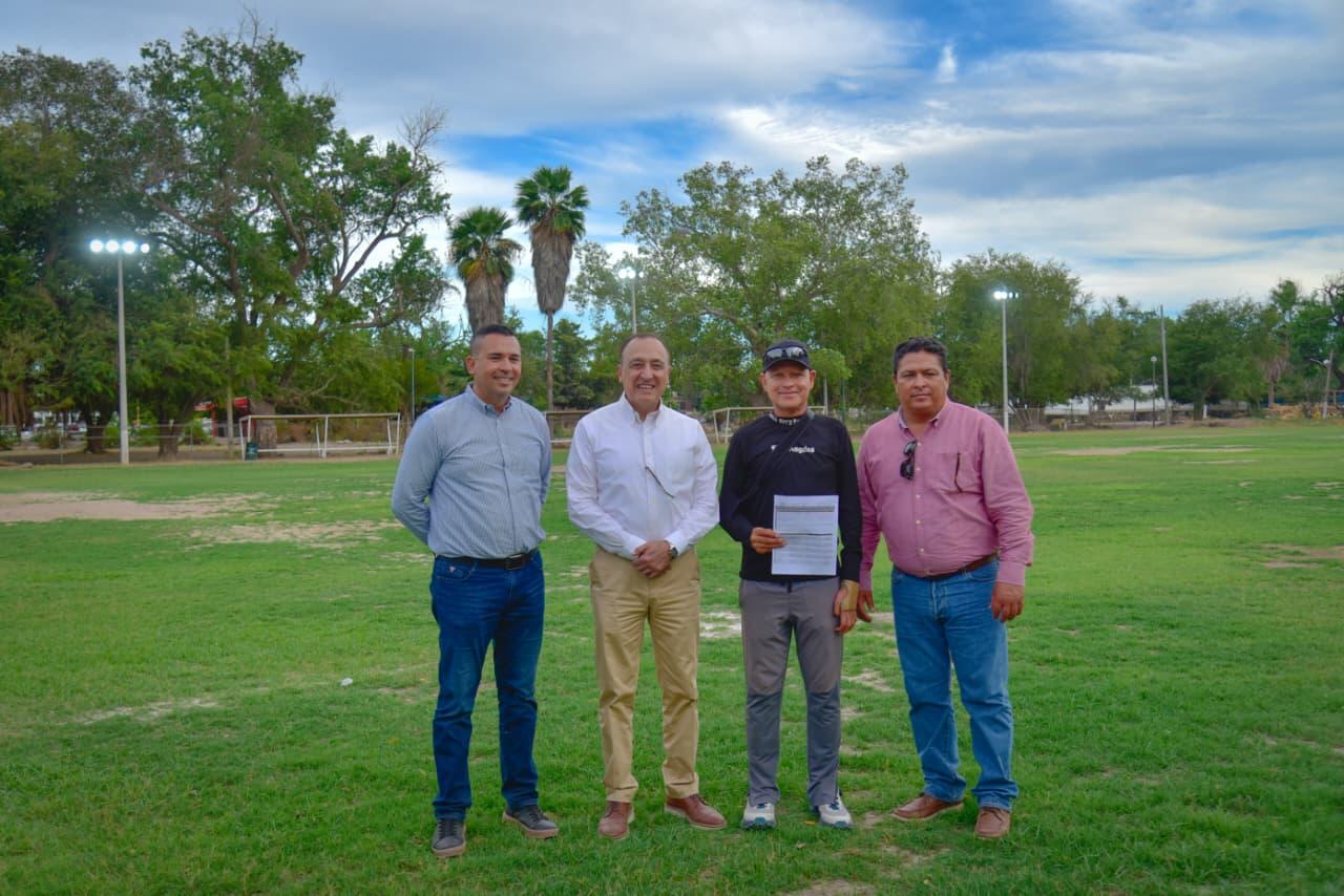Colocan alumbrado en espacios deportivos de Ahome