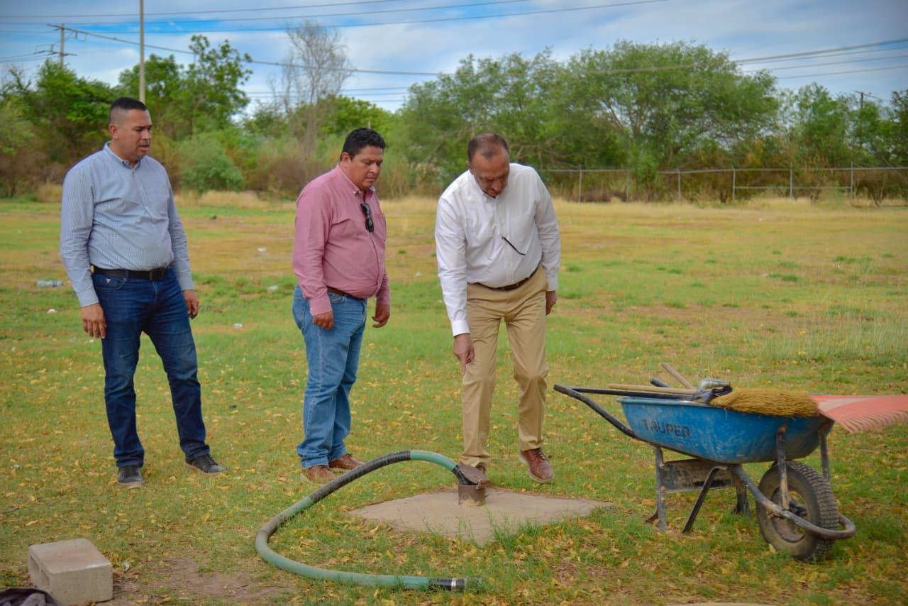 Colocan alumbrado en espacios deportivos de Ahome