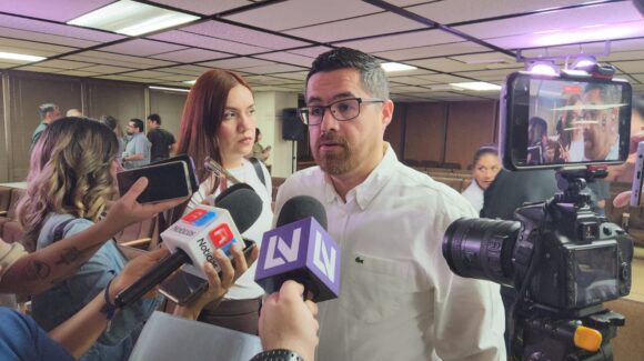 Sube a 268 los casos activos de sarampión en Sinaloa, más de la mitad son menores de 14 años: Cuitláhuac González