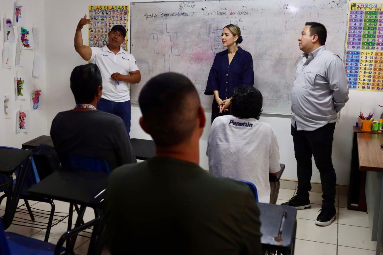 Cursos sabatinos gratuitos en el Cecobi Genaro Estrada de Mazatlán
