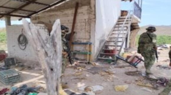 En Escuinapa, Sinaloa desmantelan campamentos y aseguran arsenal; intensifican operativos