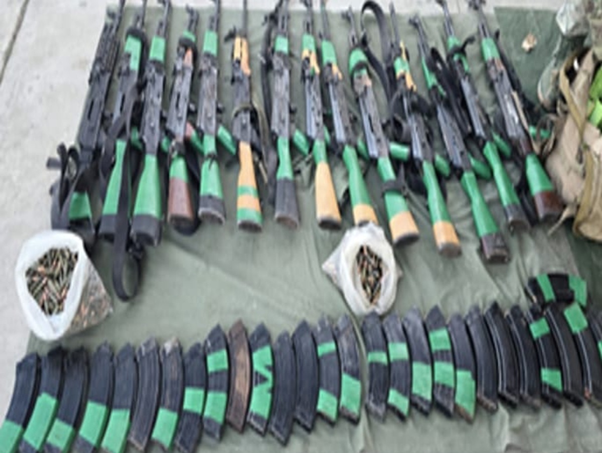 Aseguran arsenal en operativos en el sur de Sinaloa