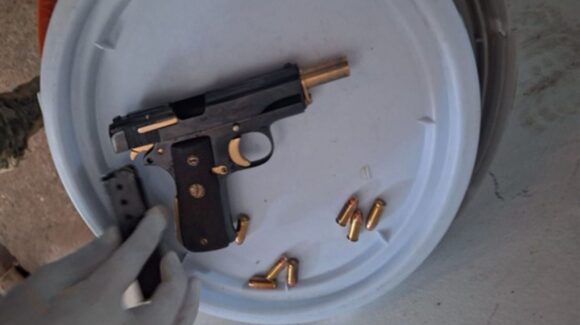 Sujeto intenta asaltar las carnitas “Fit Taurus” en Culiacán, pero resulta herido y detenido