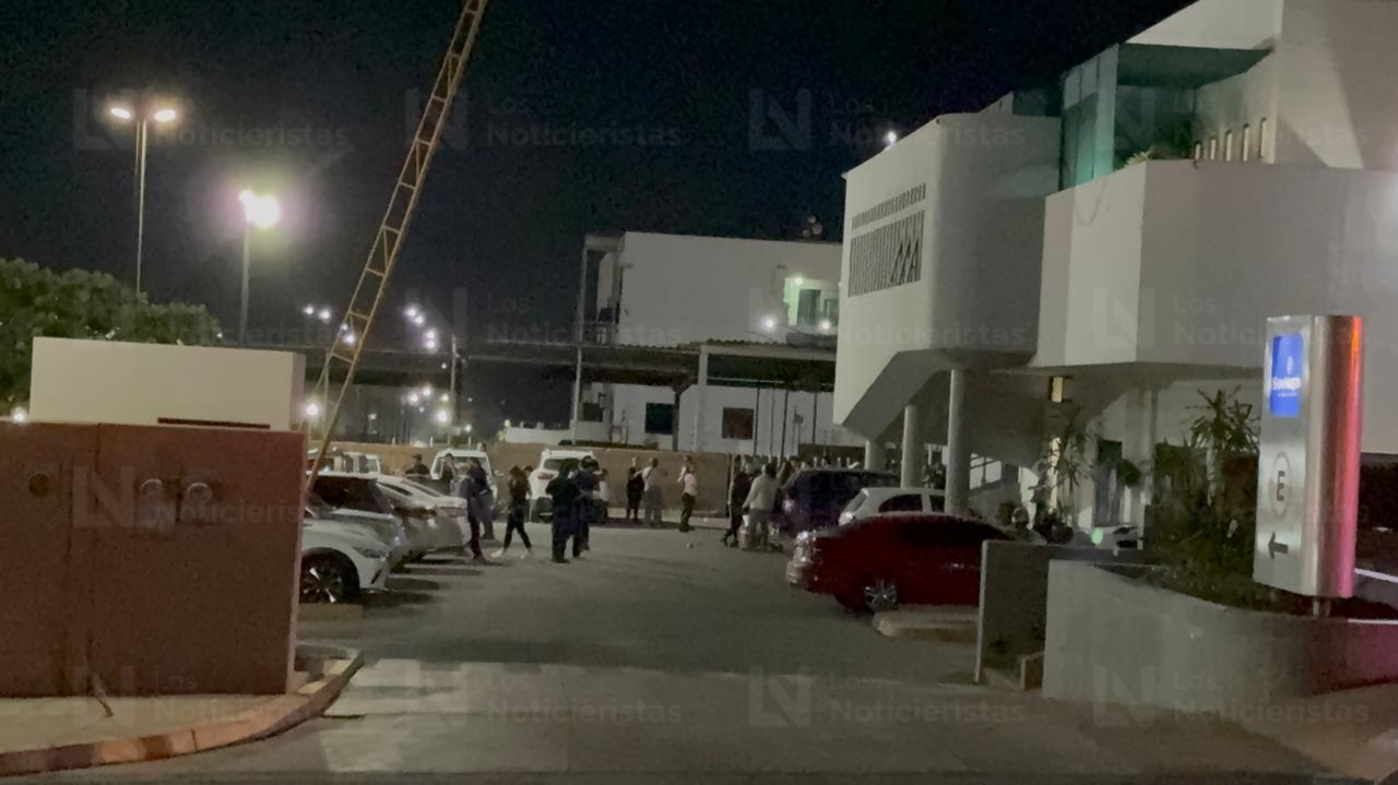 Investigan detonaciones de arma de fuego en funeraria en Montebello, en Culiacán