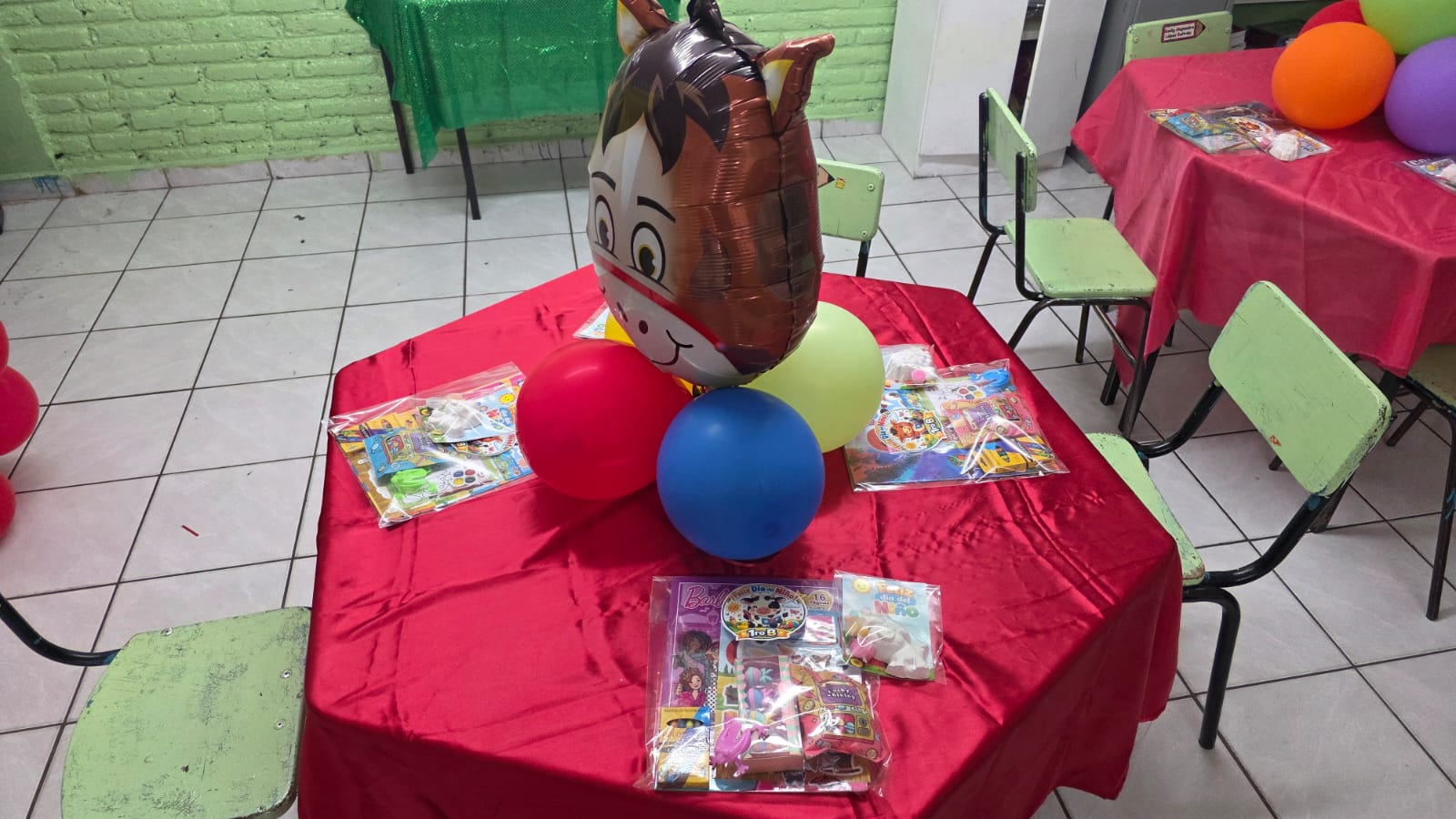 Día del Niño en la Escuela Francisco Zarco en Culiacán