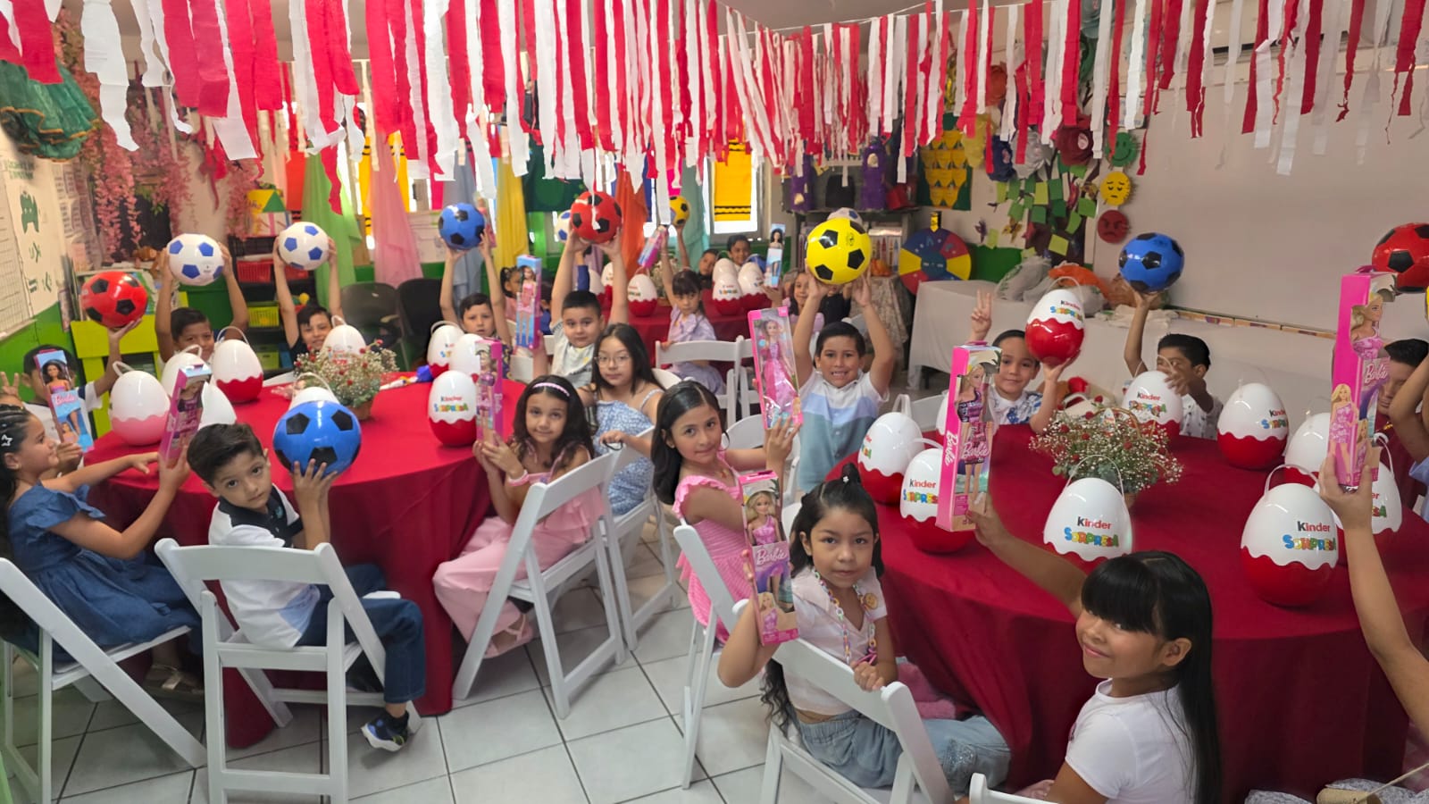 Día del Niño en la Escuela Francisco Zarco en Culiacán