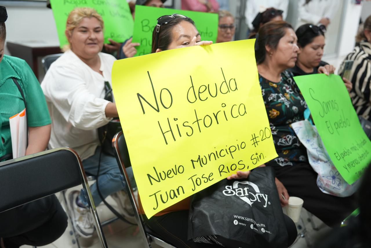Diputados atienden a manifestantes de Juan José Ríos