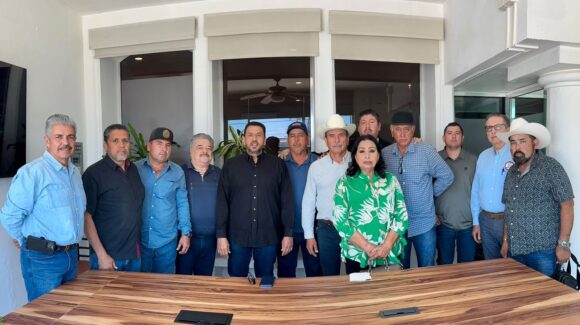 Productores y Gobierno acuerdan liberar las casetas en Sinaloa; acudirán a reunión en CDMX para definir apoyos