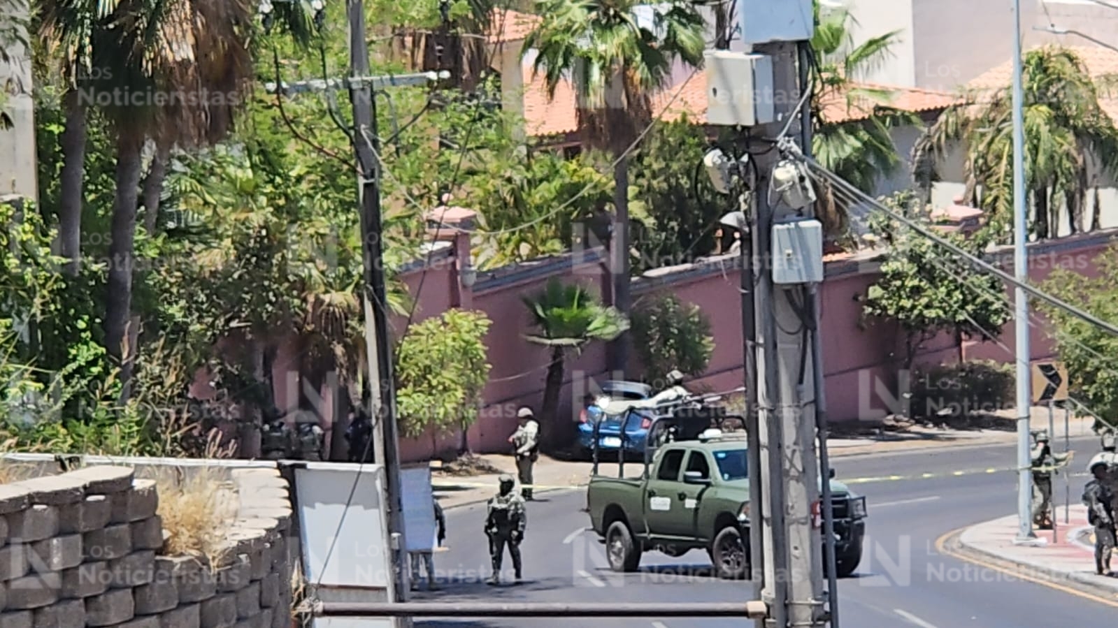 Persecución deja por lo menos dos detenidos y un vehículo asegurado en Montebello de Culiacán