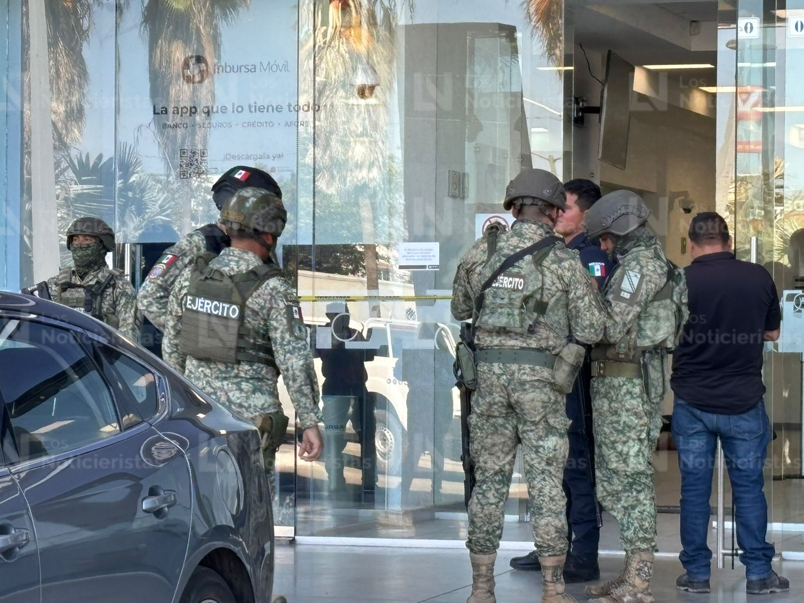 Ejecutado en el interior de un banco de Culiacán