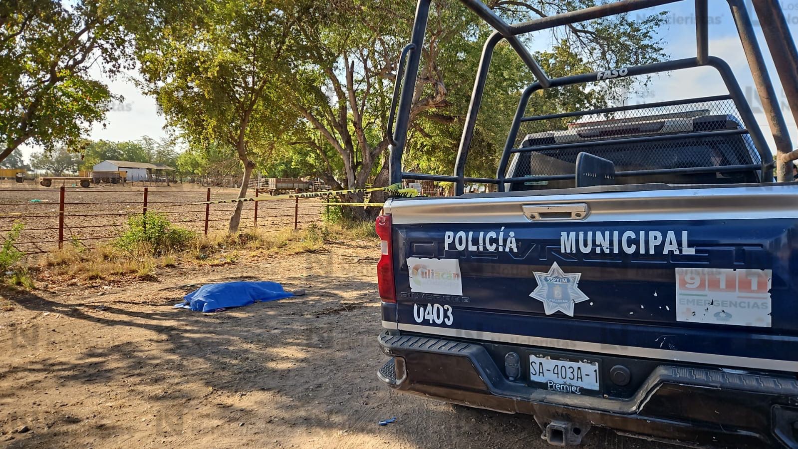 Localizan a un hombre ejecutado y con una bolsa en la cabeza en Costa Rica, al sur de Culiacán