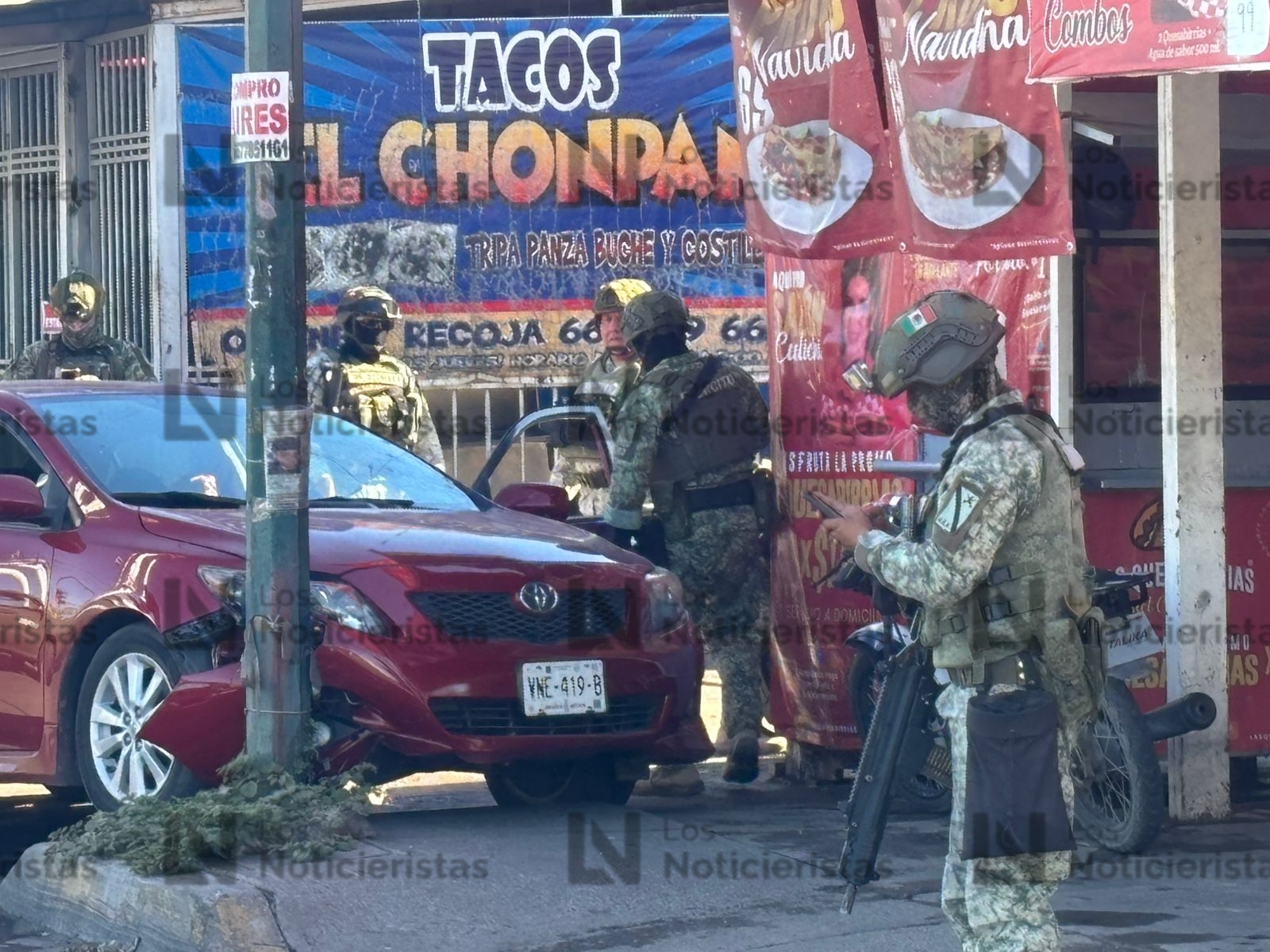Ejecutan a un conductor de un vehículo en el sector Mercado de Abastos al sur de Culiacán