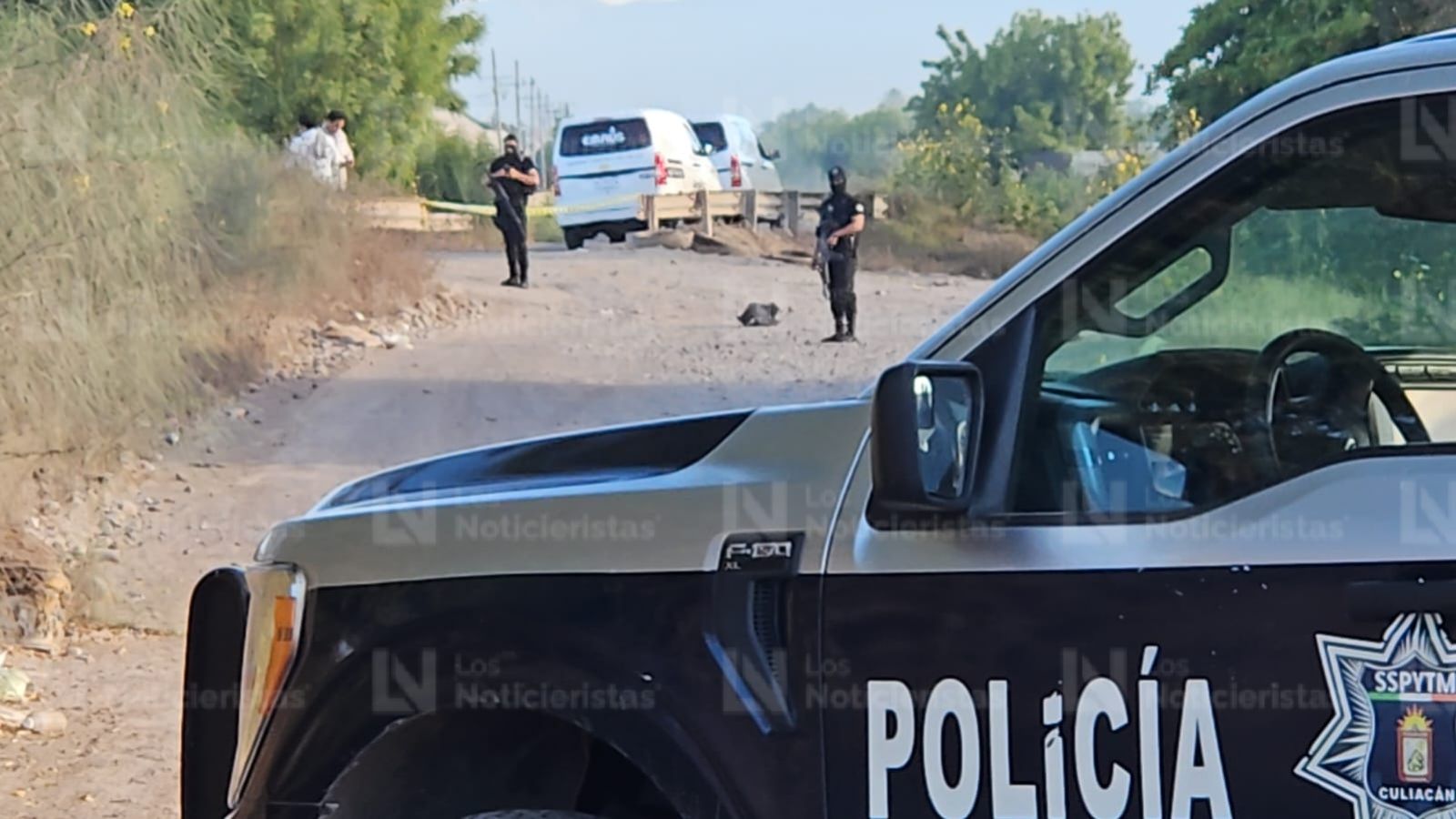 Atados de la mano y encintados, localizan a dos hombres ejecutados en Aguaruto, Culiacán, Sinaloa