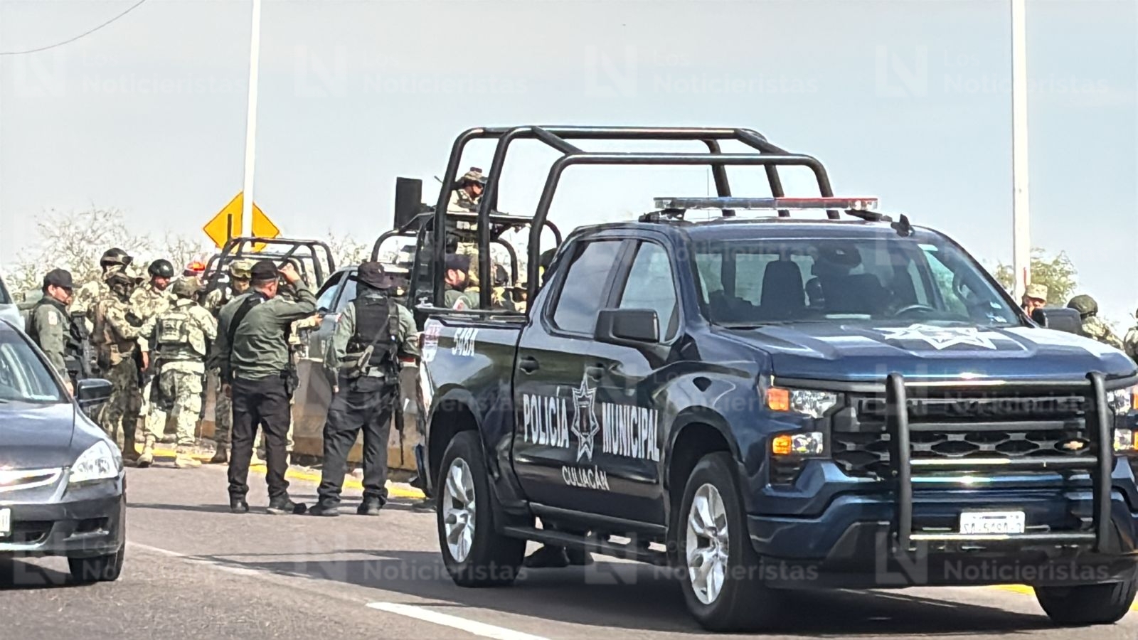 Ejecutan a un agente de Tránsito Municipa en la Costera al sur de Culiacán
