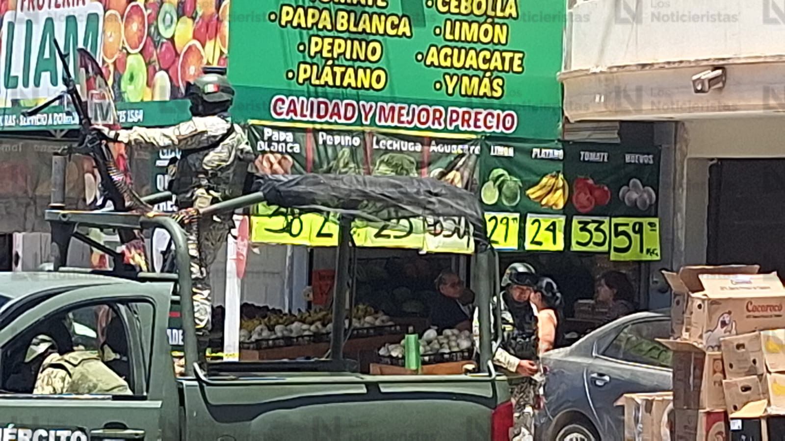 Elementos de la Defensa en frutería donde hubo un ataque a balazos