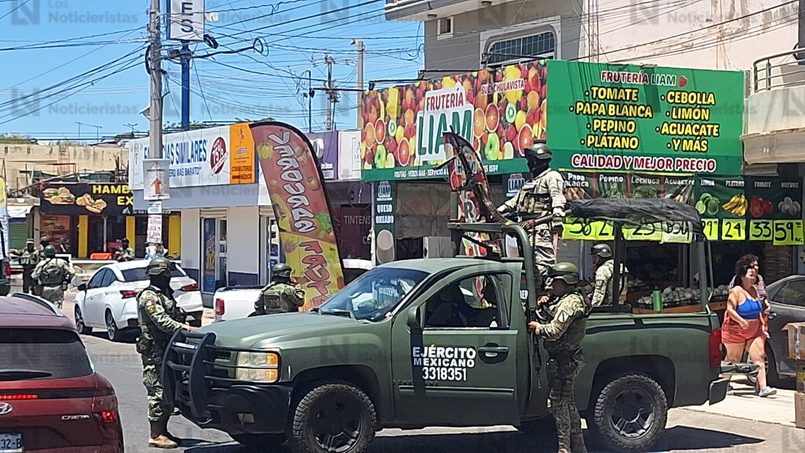 Elementos de la Defensa en frutería donde hubo un ataque a balazos